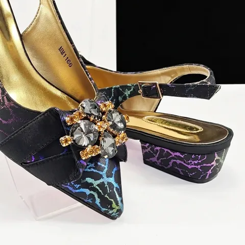 Ensemble Chaussures et Sac Assorti Femme Luxueux Holographique Bout Pointu Petit Talon Carré Strass Fleur pour Banquet Fête