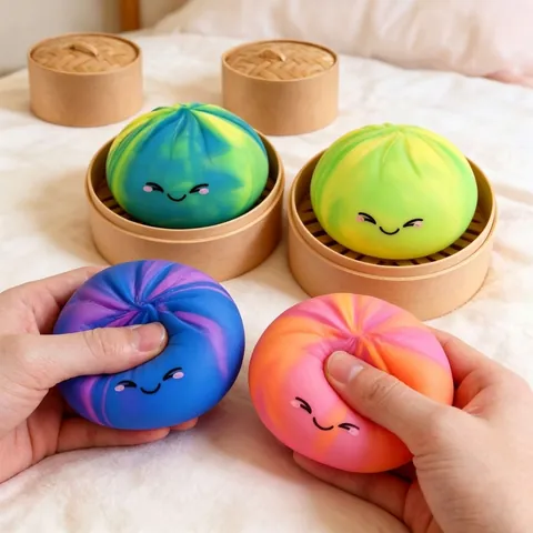 Giocattolo Squishy a Forma di Panino al Vapore Arcobaleno Simulazione Cibo Antistress Lento Ritorno Giocattolo da Schiacciare per Ufficio Scuola Bambini Adulti Regalo