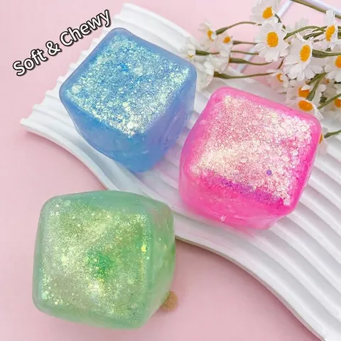 Jouet Squishy Cube d'Eau Soulagement du Stress Simulation Glaçon Paillettes Balle Anti-stress Pour Enfants Adultes Bureau