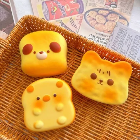 Juguete de Alivio del Estrés Squishy Pan de Dibujos Animados Rebote Lento PU Suave Animal Tostada Gato Perro Juguete de Presión