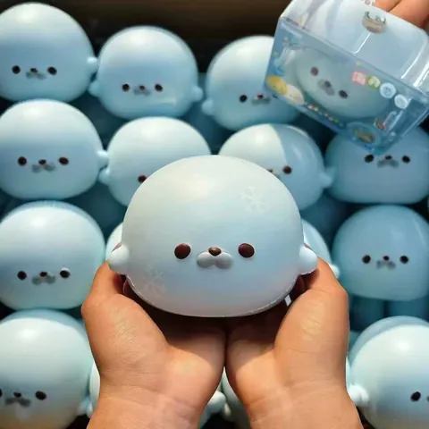 Large Seal Ball Slow Rebound Squishy Stress Relief Toy Cute Cartoon Animal Shape PU Decompression Squeeze Toy For Adults Kids