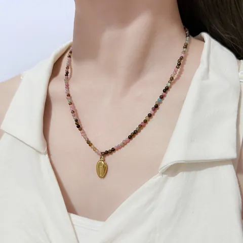 Neuer Chinesischer Stil Bunter Naturstein Süßwasserperle Perlenkette Für Damen Edelstahl Anhänger Schlüsselbeinkette