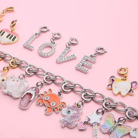 Ciondoli in Lega di Cartone Animato Animale Fai-da-te Unicorno Ape Balena Libellula Con Chiusura a Molla per Creazione Gioielli Bracciale Bambini