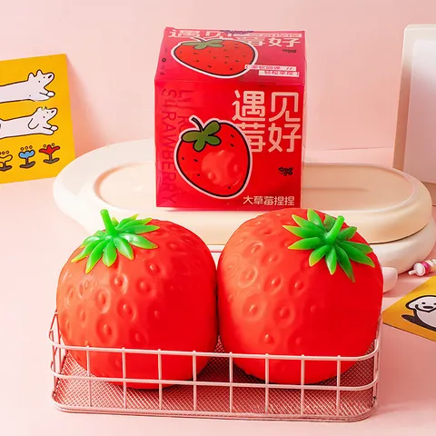 Realistico Jumbo Fragola Squishy Giocattolo TPR Decompressione Ripieno di Farina Antistress Giocattolo per Bambini Adulti