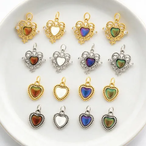 Ciondoli A Cuore In Rame Placcato Oro Con Cristallo Colorato E Zircone Per Creazione Di Gioielli DIY Stile Pizzo Svuotato