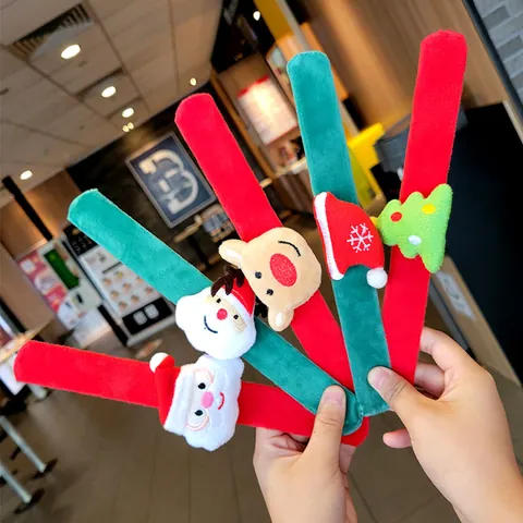 Süße Weihnachts Schnapparmbänder Cartoon Plüsch Weihnachtsmann Rentier Schneemann Weihnachtsbaum Puppen Armbänder Für Kinder Feiertag Party Deko Geschenke