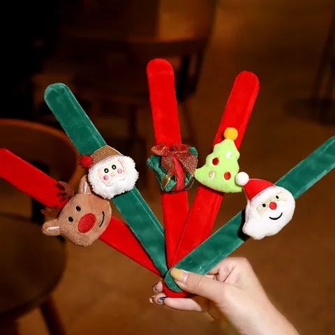 Süße Weihnachts Schnapparmbänder Cartoon Plüsch Weihnachtsmann Rentier Schneemann Weihnachtsbaum Puppen Armbänder Für Kinder Feiertag Party Deko Geschenke