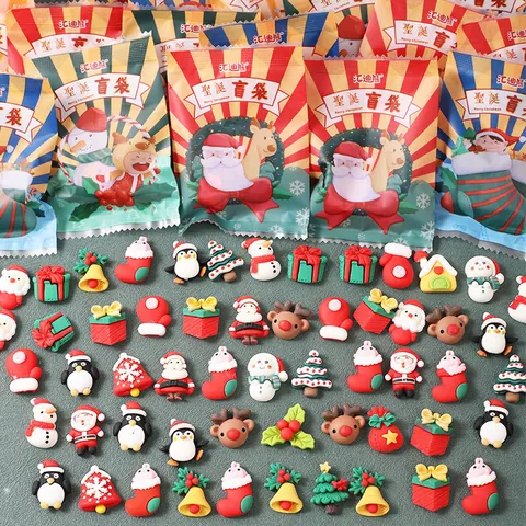 Navidad Resina DIY Parche Bolsa Ciega Dibujos Animados Muñeco de Nieve Pingüino Árbol Accesorios de Resina Para Decoración
