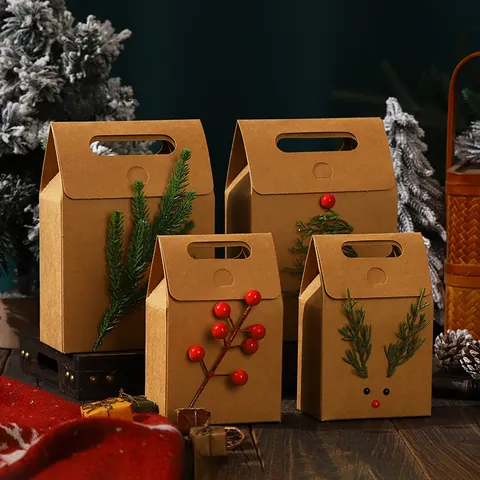 Christmas Kraft Paper Gift Bags Reindeer Christmas Tree Pattern Handbags For Holiday Candy Snack Treats Packaging Party Decorations