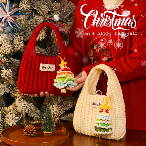 Christmas Knitted Gift Bag Handmade Santa Reindeer Pattern Holiday Party Favor Bag For Candy Apple Gift Wrap Decor