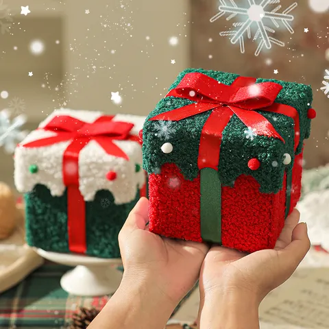 Hochwertige Verdickte Flanell Weihnachtsgeschenkbox Niedliche Rentier 3D Dekor Apfel Süßigkeiten Verpackungsbox Mit Schleife Weihnachtsfeier Gefälligkeitsbehälter