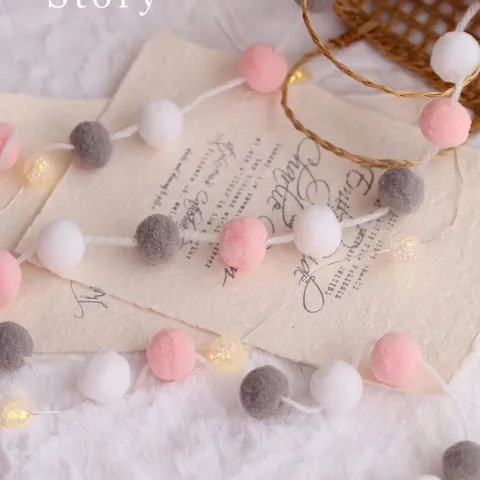 Nordic Style Christmas Pom Pom Garland Colorful Plush Ball String Hanging Decor For Kids Bedroom Wall Party DIY Decoration