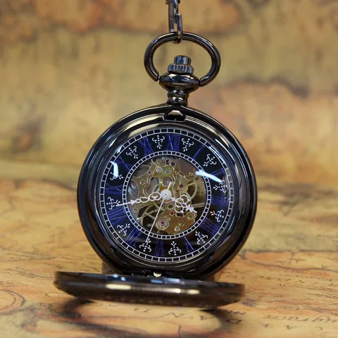 Montre à Gousset Mécanique Vintage Cadran Squelette Chiffres Romains Couvercle Gravé Creux Avec Chaîne Montre Steampunk pour Hommes Femmes