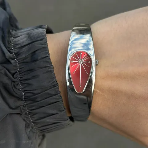 Montre Bracelet Jonc Y2K Goutte d'Eau Irrégulière Vintage Minimaliste Rétro Alliage Poli Montre à Quartz pour Hommes Femmes Bijoux