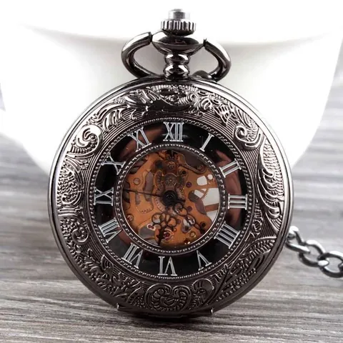 Orologio da Taschino Meccanico Grande Vintage Nero Scheletrato Numeri Romani Lega Intagliata Retro Steampunk Orologio per Unisex Regalo Moda