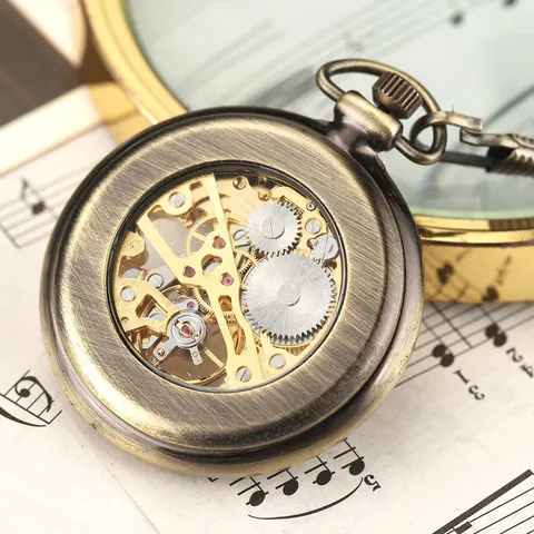 Vintage Orologio da Taschino Meccanico Scheletro Cassa in Lega di Bronzo Numeri Romani Pendente Collana Orologio per Uomo Donna Retro Steampunk Regali