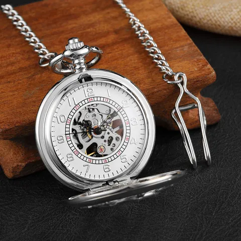 Montre à Gousset Mécanique Vintage Creuse Alliage Chiffres Romains Sculptés Steampunk Gouvernail Squelette Montre Pendentif Homme Femme