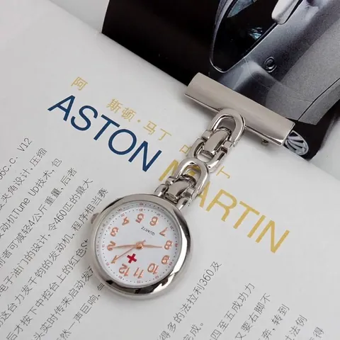 Professioneel Medisch Verpleegster Zakhorloge Met Strass Roestvrij Staal Legering Quartz Uurwerk Broche Pin Hanghorloge Voor Verpleegkundigen Artsen Ziekenhuis Cadeau