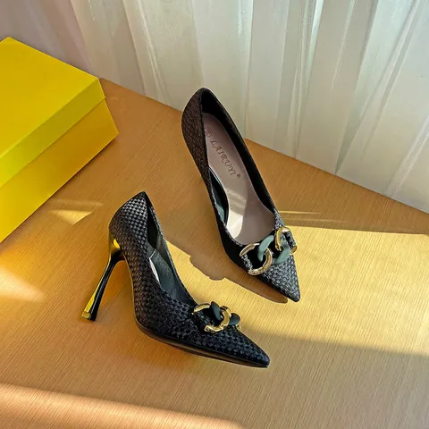 Dames Spitse Naaldhakken Geweven Stof Metalen Gesp Elegante Kantoorpumps Voor Feest Banket