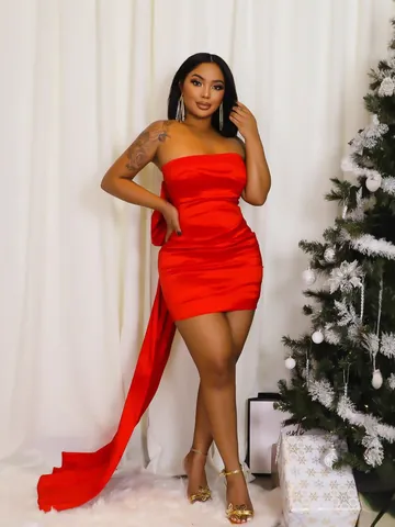 Women Sexy Strapless Ruched Bodycon Mini Dress Satin Evening Party Gown with Large Bow Back Long Train Wedding Banquet Dress
