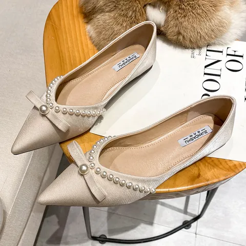 Elegant Women Pointed Toe Flat Shoes Satin Bow Artificial Pearl Ballet Flats Gentle Style Wanwan Pumps For Daily Party Wedding