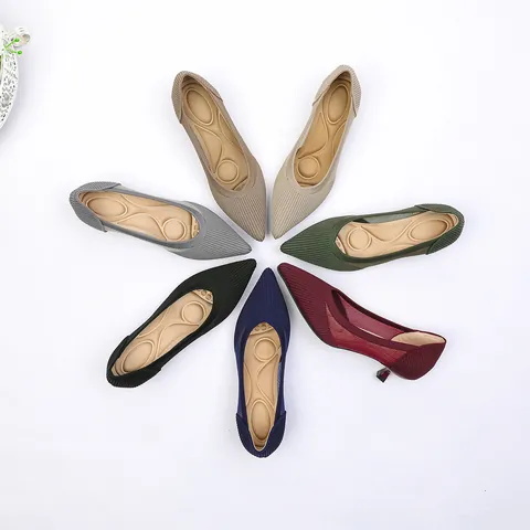 Decollete da Donna a Punta Lavorate a Maglia con Tacco Kitten Eleganti Scarpe con Intagli in Mesh Traspiranti Scarpe da Ufficio
