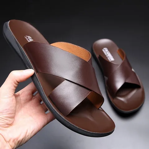 Claquettes Homme Grande Taille Été Antidérapant Cuir Microfibre Sandales Brides Croisées Chaussures de Plage Souples