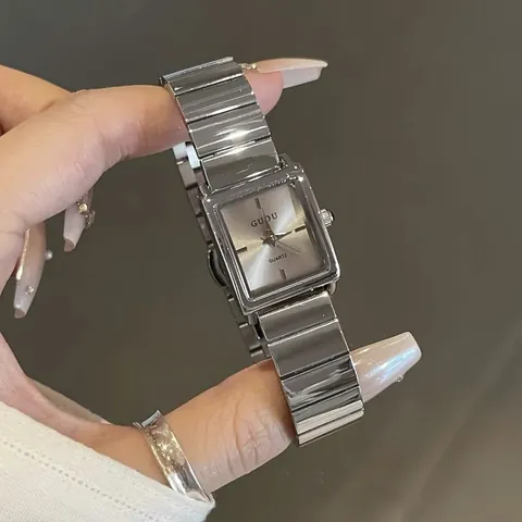 GUOU Nuevo Reloj de Cuarzo Cuadrado Vintage para Mujer Moda Minimalista Lujo Ligero Cadena de Acero de Aleación Reloj de Pulsera Resistente al Agua Regalo