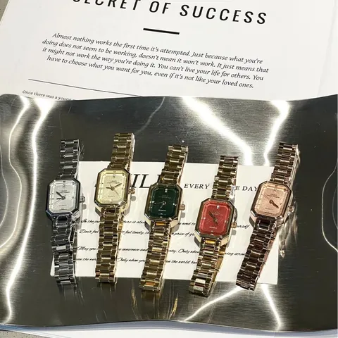 IBSO Luxury Elegant Women Watch Square Dial Minimalist Alloy Link Band Rhinestone Accents Quartz Analog Wristwatch Fashion Lady Gift