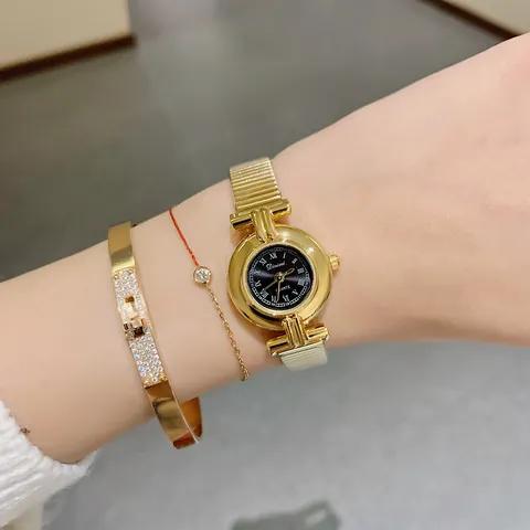 Montre à Quartz pour Femmes Chiffres Romains Vintage Cadran Rond Cuir Acier Inoxydable Bracelet Maille Élégante Mode