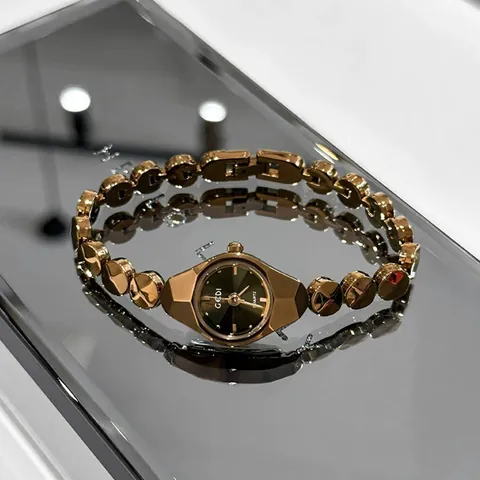 GEDI Women Bracelet Quartz Watch Light Luxury Alloy Strap Faceted Dial Minimalist Fashion Jewelry Wristwatch For Ladies