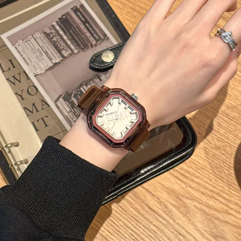 Reloj Jelly Cuadrado de Moda para Mujer Movimiento de Cuarzo Correa de Silicona Impermeable Reloj de Pulsera Minimalista para Estudiantes