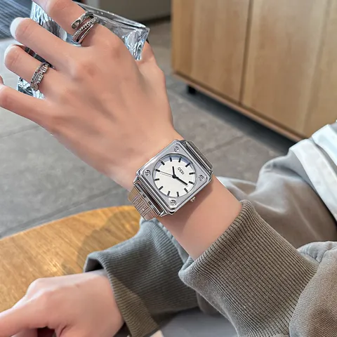 GEDI Πολυτελές Τετράγωνο Καντράν Ρολόι Quartz για Γυναίκες Μόδα Κράμα Mesh Ατσάλινο Μπρασελέ Κομψό Ρολόι Χειρός Αδιάβροχο