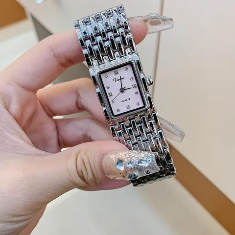 Women's Vintage Square Dial Quartz Watch Luxury Rhinestone Alloy Handcuff Bracelet Wristwatch Elegant Retro Style Analog Watch For Women