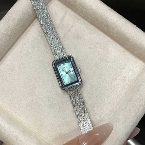 GEDI Women Small Square Quartz Watch Retro Minimalist Alloy Waterproof Wristwatch Rectangular Dial Elegant Fashion Dress Watch For Ladies