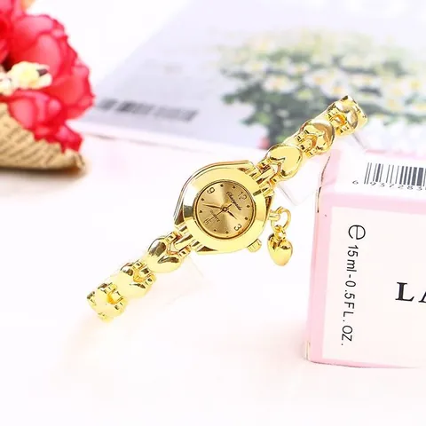 Orologio al Quarzo con Bracciale a Forma di Cuore da Donna in Lega Strass Orologio da Polso Decorativo per l'uso Quotidiano Regalo Gioielli