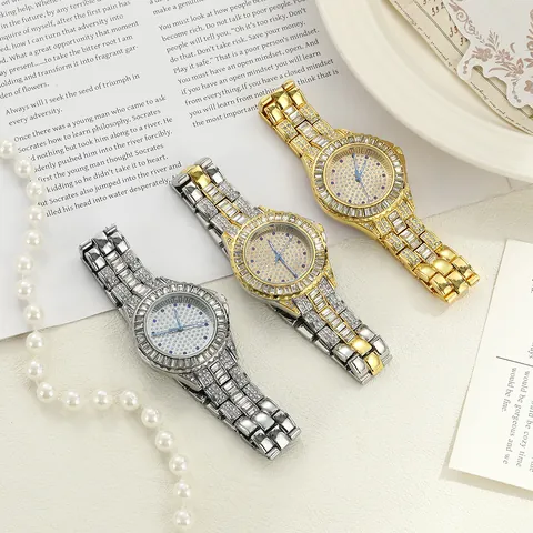 Luxury Women Iced Out Quartz Watch Hip Hop Alloy Full Rhinestone Starry Sky Dial Analog Wristwatch Party Jewelry Gift