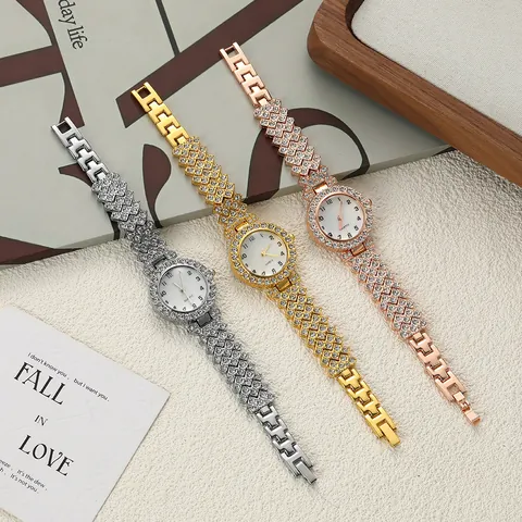 Luxury Women Quartz Watch Fashion Rhinestone Bracelet Watch Zinc Alloy Round Dial Bracelet Watch For Women Gift Jewelry