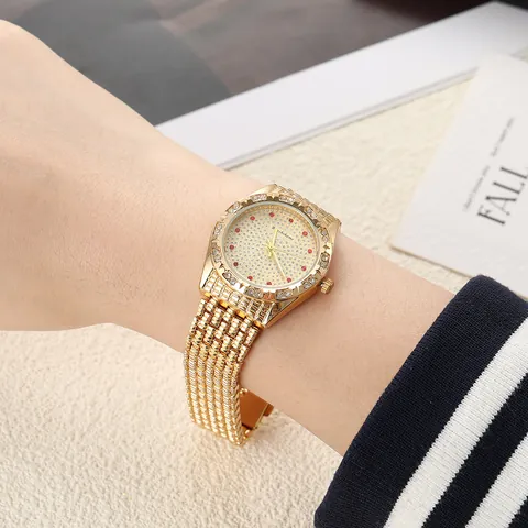 Luxury Gold Quartz Watch For Couples Full Rhinestone Zinc Alloy Analog Watch Fashion Red Indices Jewelry Bracelet Watch