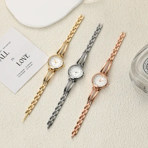 Fashion Korean Round Quartz Watch Women Rhinestone Alloy Steel Strap Ins Style Student Casual Wristwatch Jewelry Gift