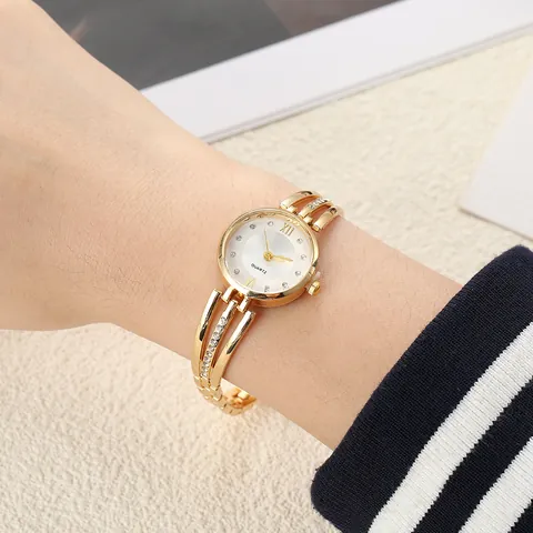 Fashion Korean Round Quartz Watch Women Rhinestone Alloy Steel Strap Ins Style Student Casual Wristwatch Jewelry Gift