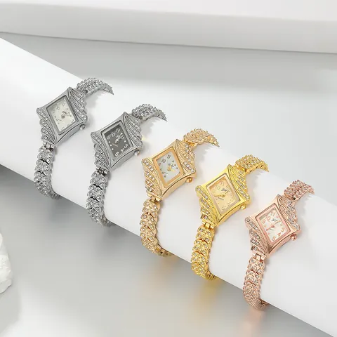 Women's Fashion Rhinestone Bracelet Watch Elegant Luxury Quartz Watch Zinc Alloy Case Rhinestone Inlaid Jewelry Watch
