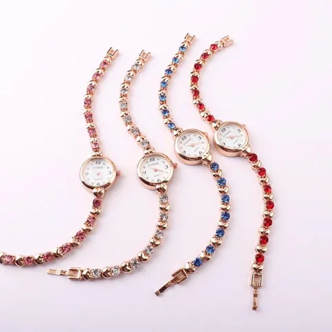 Women Fashion Bracelet Watch Elegant Rose Gold Small Round Dial Heart Rhinestone Inlaid Quartz Wristwatch For Lady Gift Jewelry