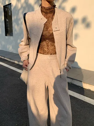 Women's Minimalist Urban Casual Short Zipper Sweatshirt Jacket Stand Collar Long Sleeve Cotton Blend Cropped Cardigan Coat
