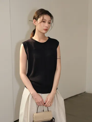 Women's Sleeveless Linen Blend Knit Top Roll Neck Minimalist Solid Color Sweater Vest Loose Fit Knitwear Top For Spring