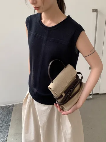 Women's Sleeveless Linen Blend Knit Top Roll Neck Minimalist Solid Color Sweater Vest Loose Fit Knitwear Top For Spring