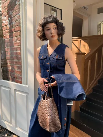 Vintage Damen Jeansweste V-Ausschnitt Gewaschen Blau Ärmellose Jacke Mit Knöpfen Taschen Für Herbst Tägliche Outfits