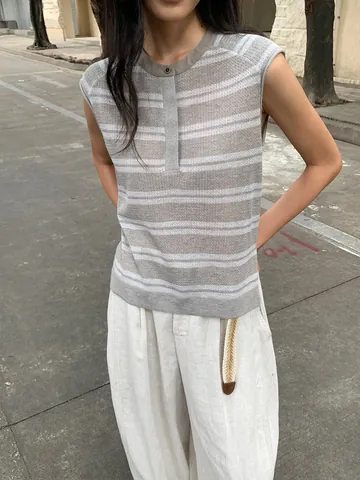 Women Crewneck Striped Flutter Sleeve Knit Top Casual Loose sleeveless Patchwork Wool Blend Knitted Sweater Shirt Top