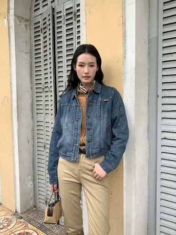 Women American Retro Gradient Washed Denim Short Jacket Casual Lapel Single Breasted Loose Cotton Denim Top Coat For Fall
