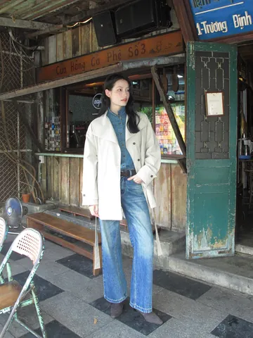Jeans Vintage Taille Haute en Denim de Coton Délavé pour Femmes Pantalon Large à Jambe Droite Rétro Automne 2026